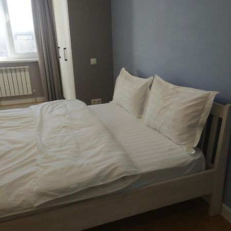 Loftik Apartments Shevchenko Street Алма Ата Екстериор снимка