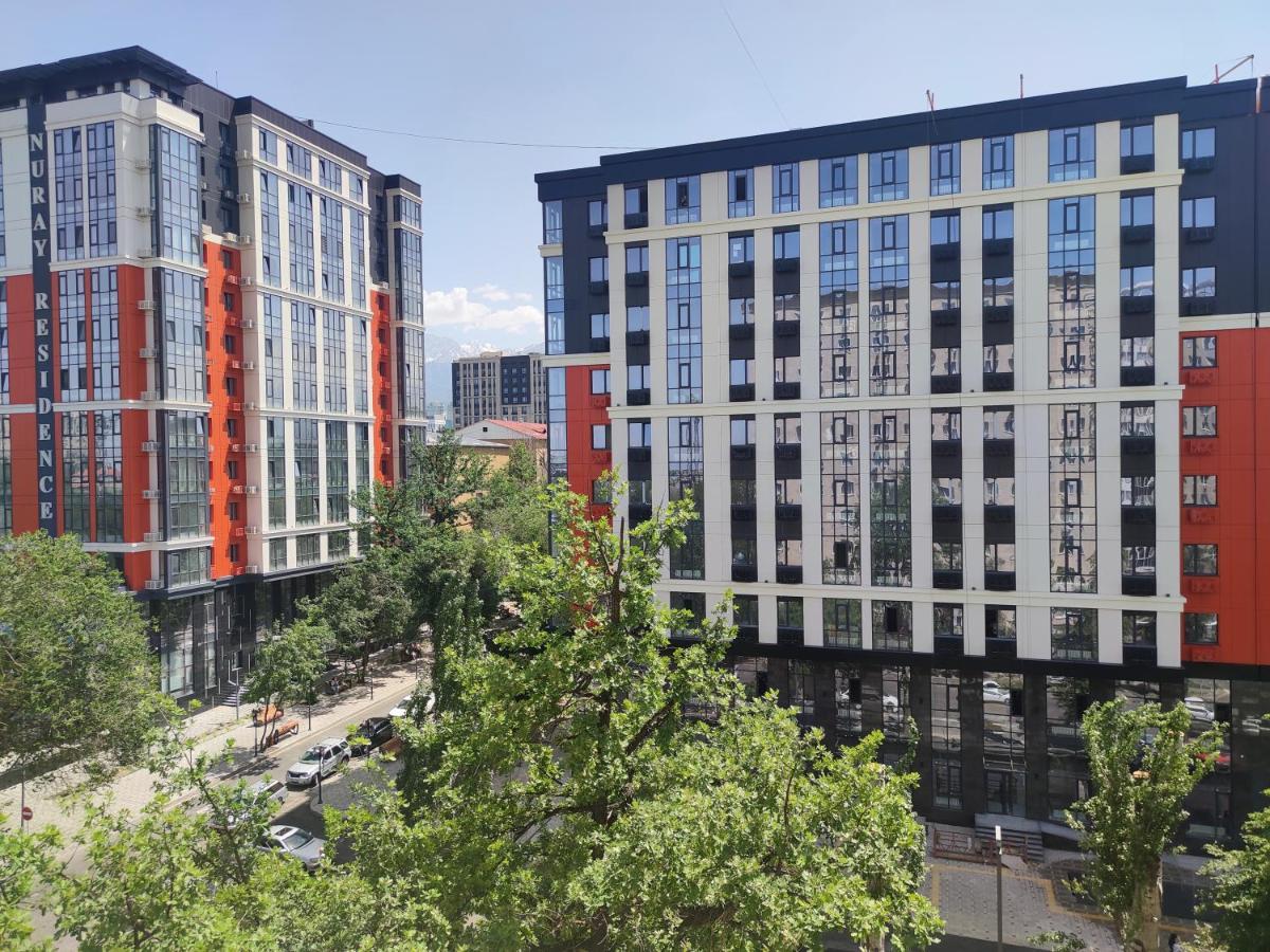 Loftik Apartments Shevchenko Street Алма Ата Екстериор снимка